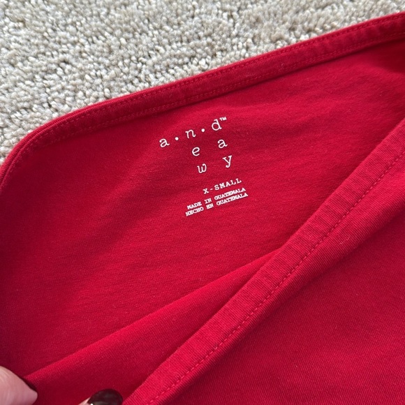 A New Day Top - Picture 2 of 6